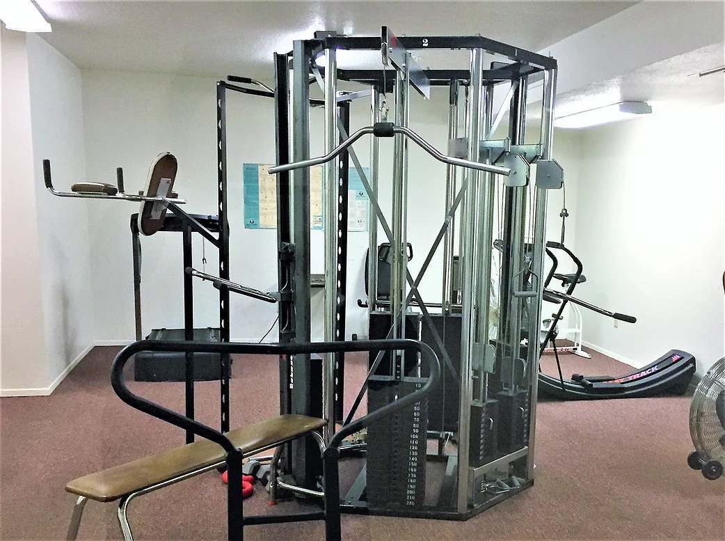 Park Manor Apartments in Irving, Texas