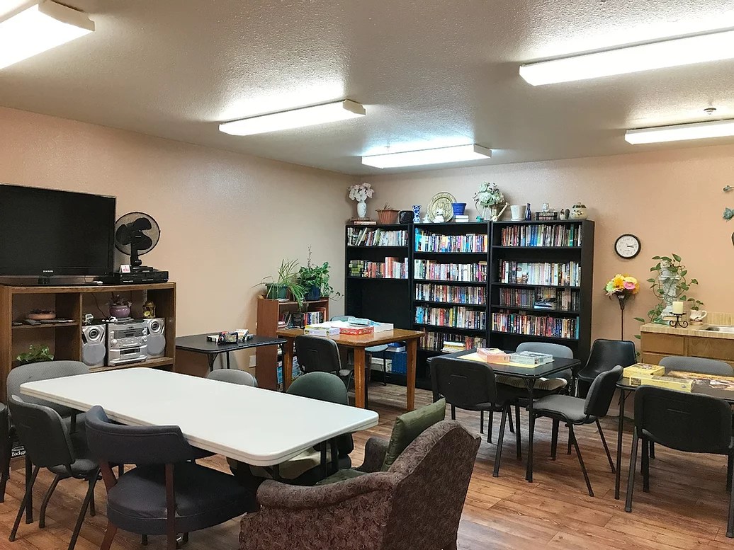 Park Manor Apartments in Irving, Texas