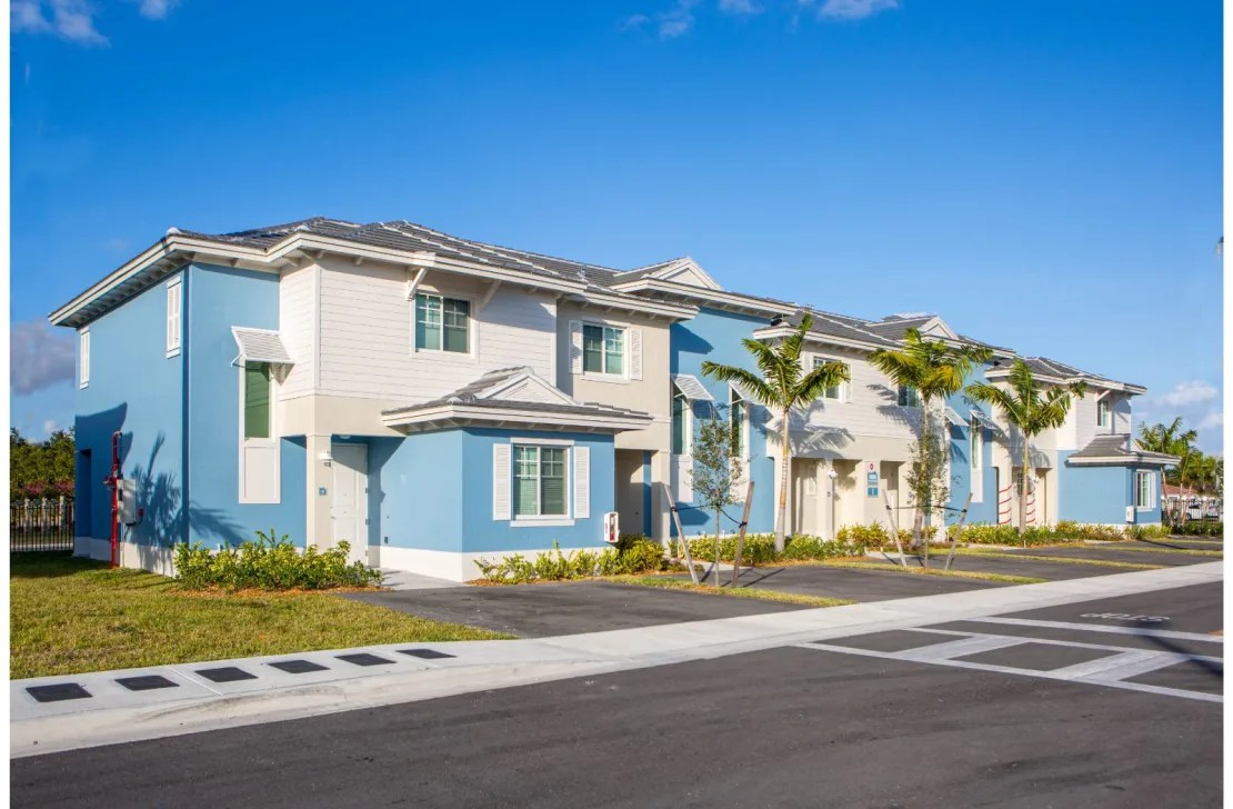 Centerra Townhomes in Miami, Florida