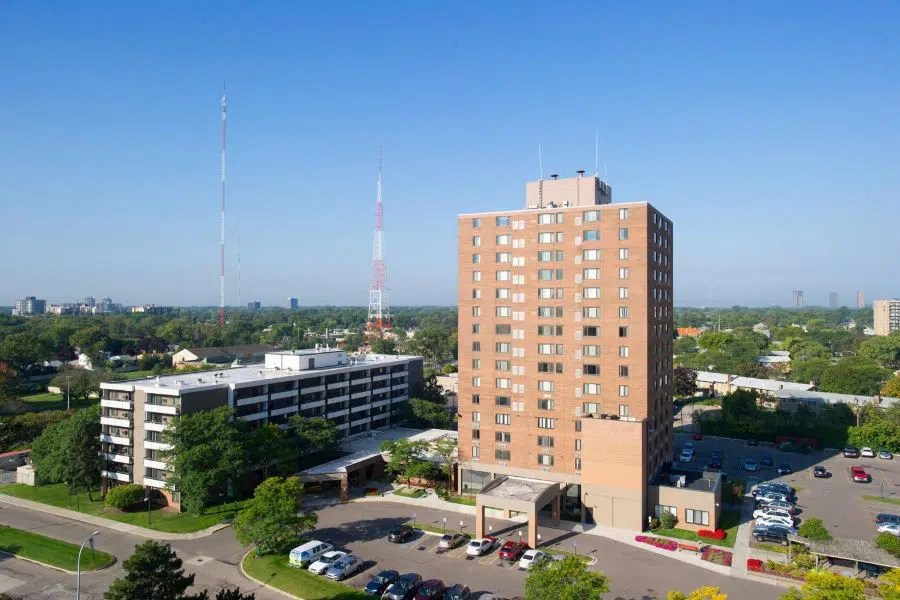 Prentis II Apartments in Oak Park, Michigan
