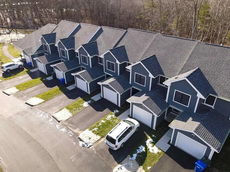 Low Apartments and Affordable Housing For Rent in East Lyme, CT