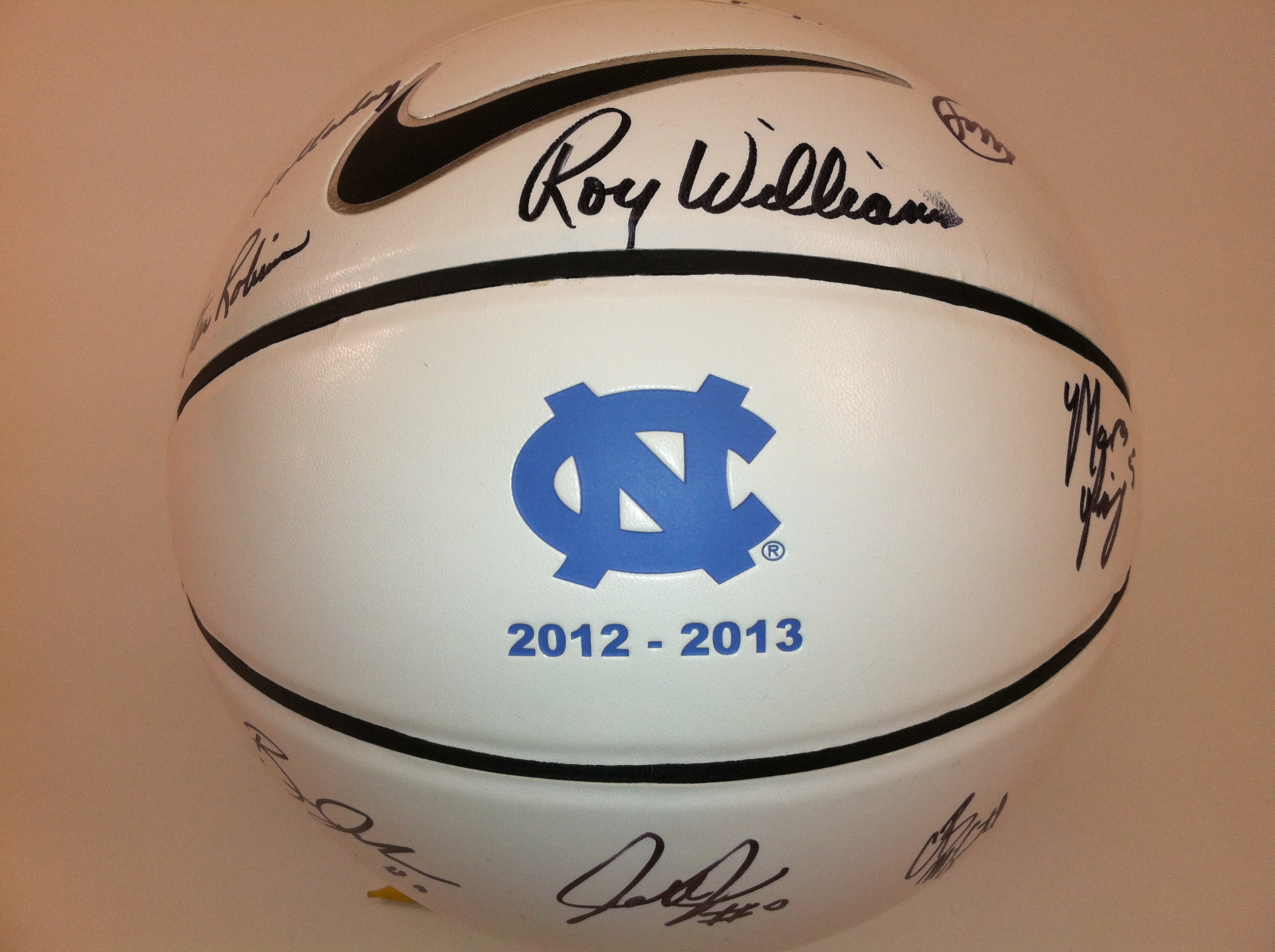 Charitybuzz A Basketball Signed by the 201213 UNC Basketball Team In