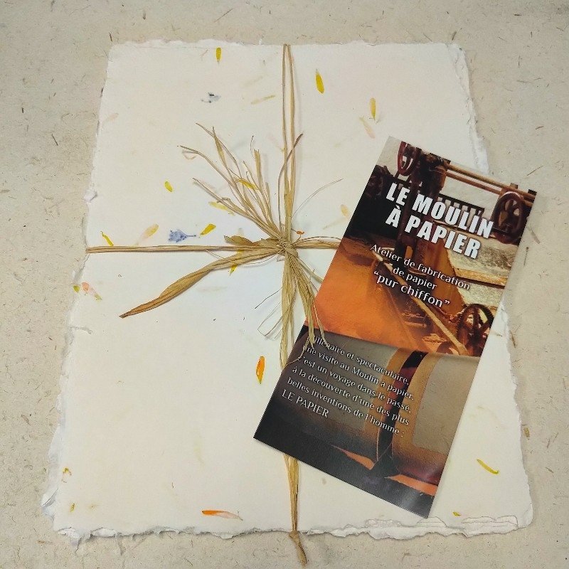 Boutique Moulin à Papier Traditionnel de SainteSuzanne
