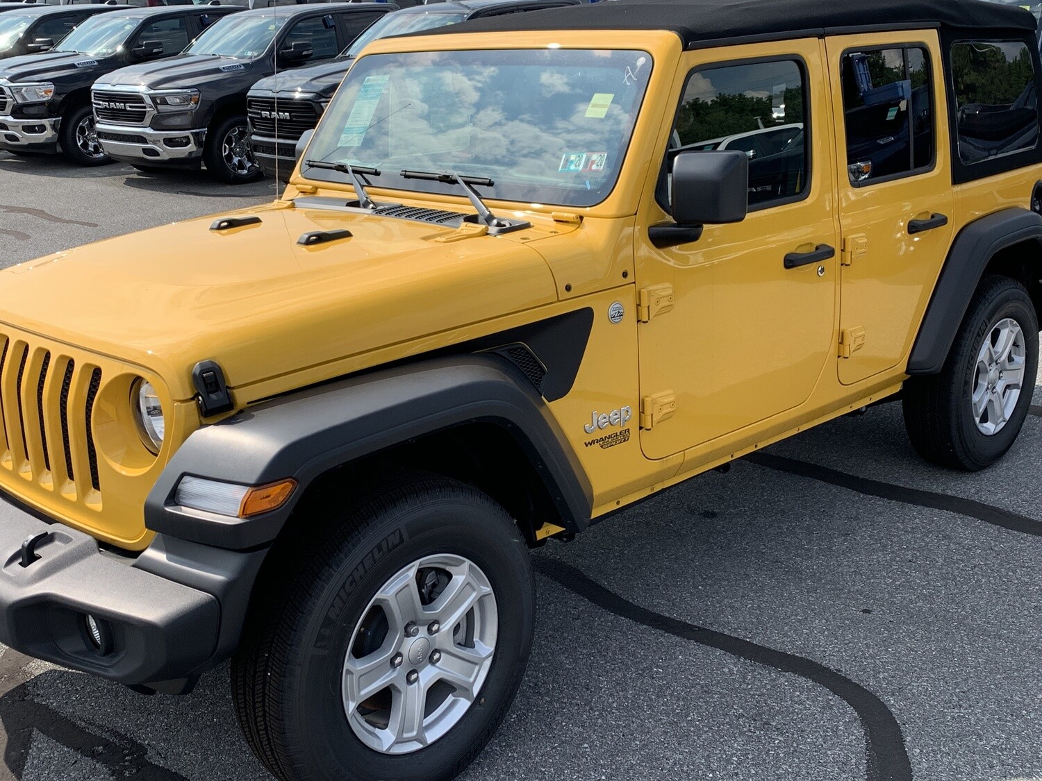 Wrangler Jeep JL JLU Gladiator Extended Fender Vent Blackout Graphics