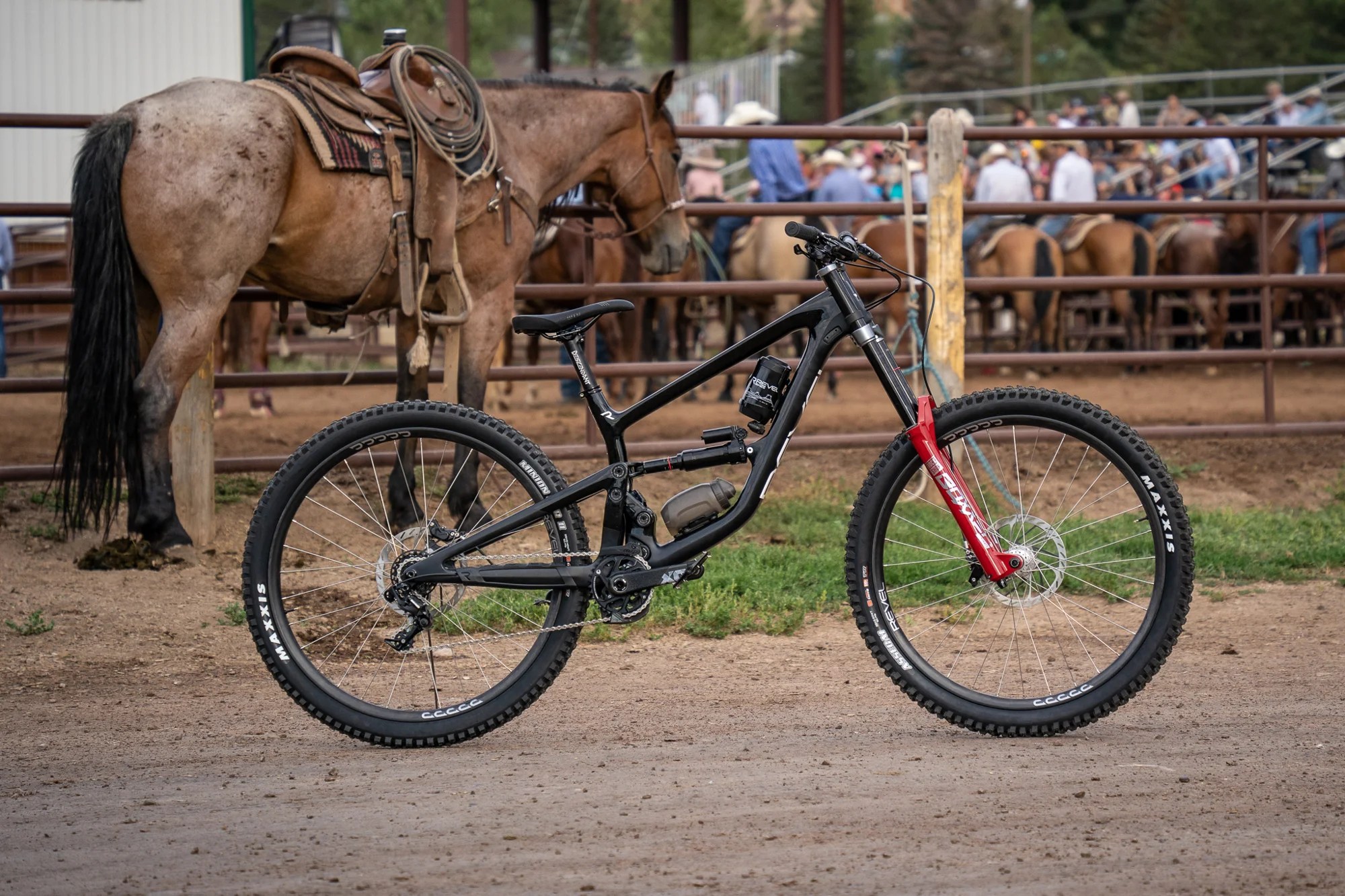 World’s First 3DPrinted Carbon Downhill Frame Revel Rodeo GearJunkie