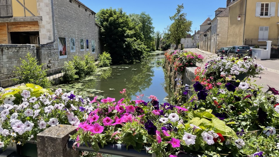Swings and Roundabouts Chablis 2020/2021 (Sep 2022) Vinous Explore