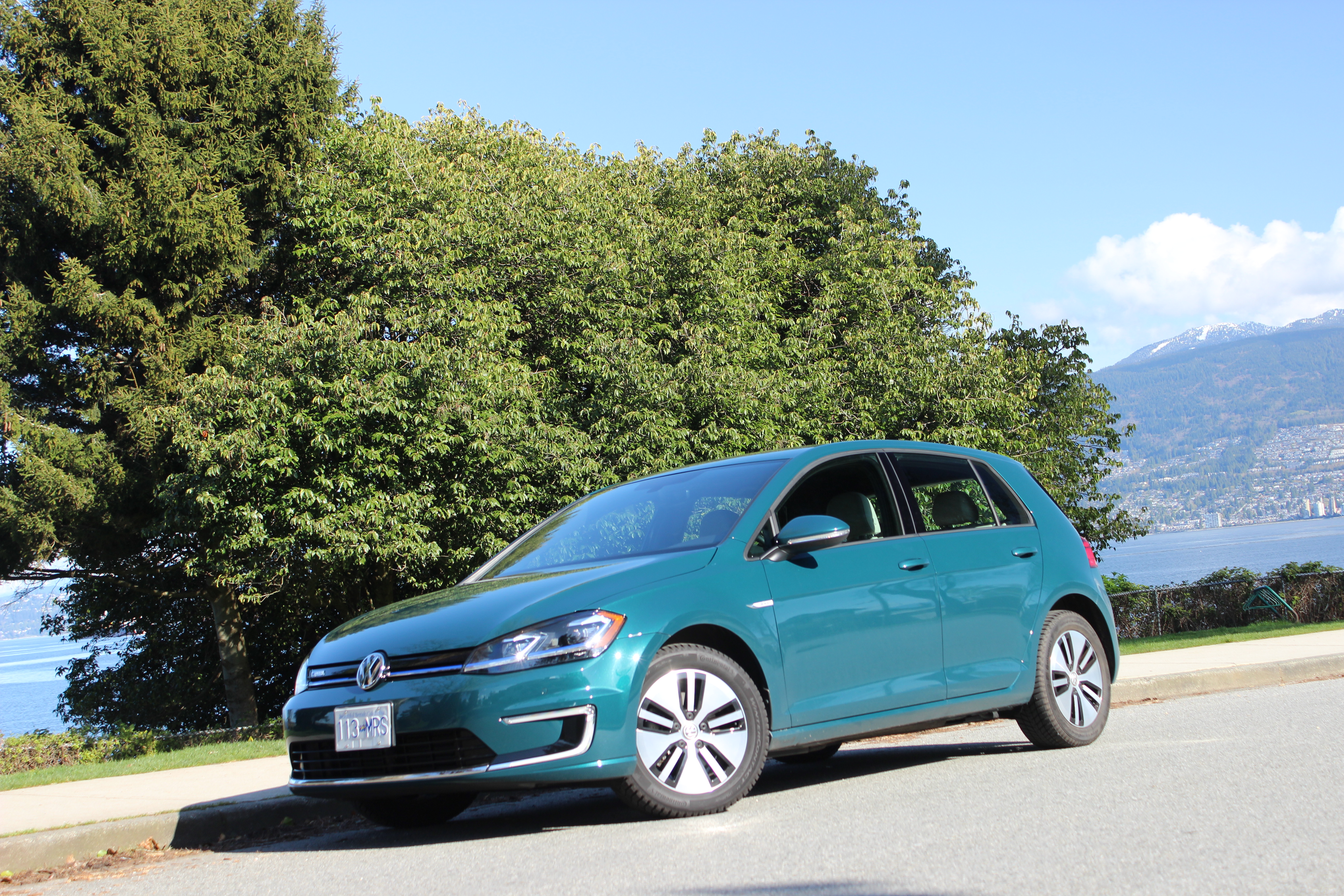 Best EV/PHEV Car 2019 Canadian Car of the Year WHEELS.ca