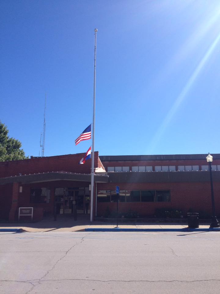 Clinton County closes courthouse KMZU The Farm 100.7 FM