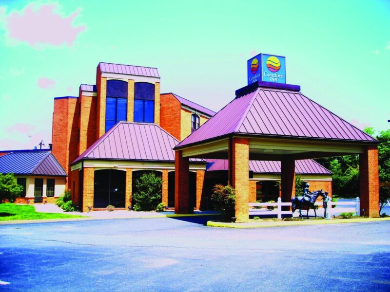 Comfort Inn Virginia Horse Center — Lexington, Virginia