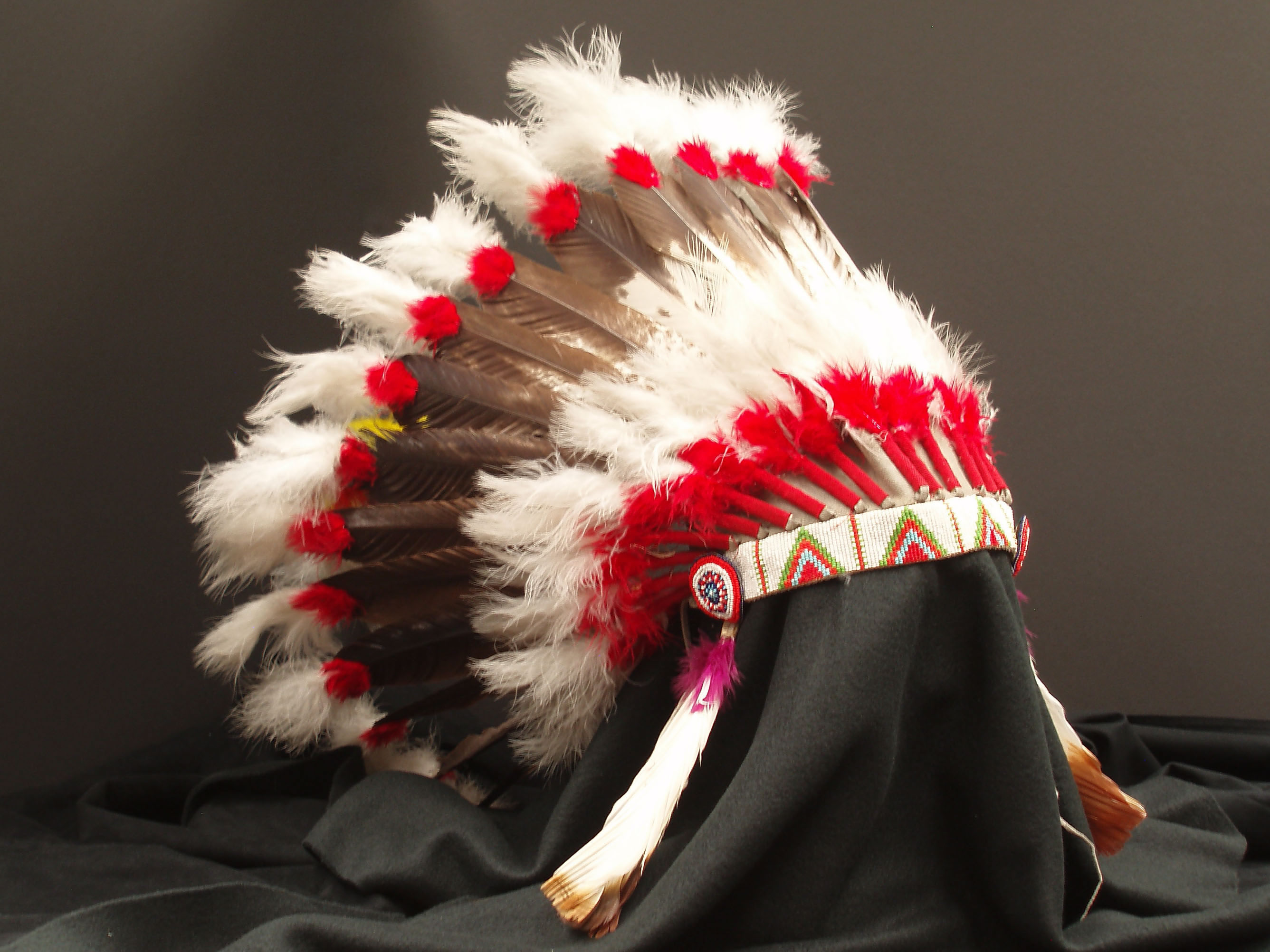 Home Highlight Tom C. Clark Headdresses Tarlton Law Library at