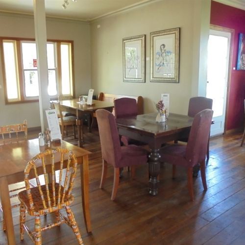 The Whitehouse Cafe in Whakatane,NZ View our menus, photos, hours and