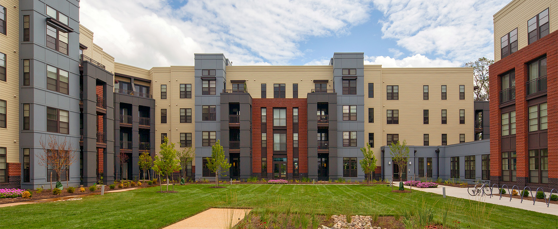 Luxury Apartments for Rent in Dulles, VA Lerner Windmill Parc