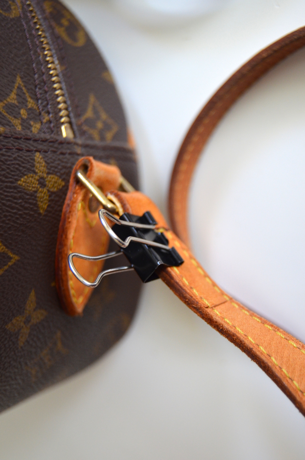 How to Fix a Torn Shoulder Strap Lollipuff