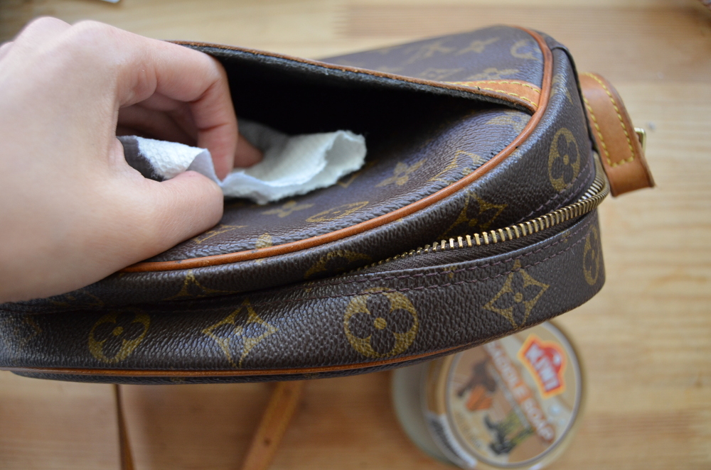 How To Clean Inside Louis Vuitton Canvas Bags
