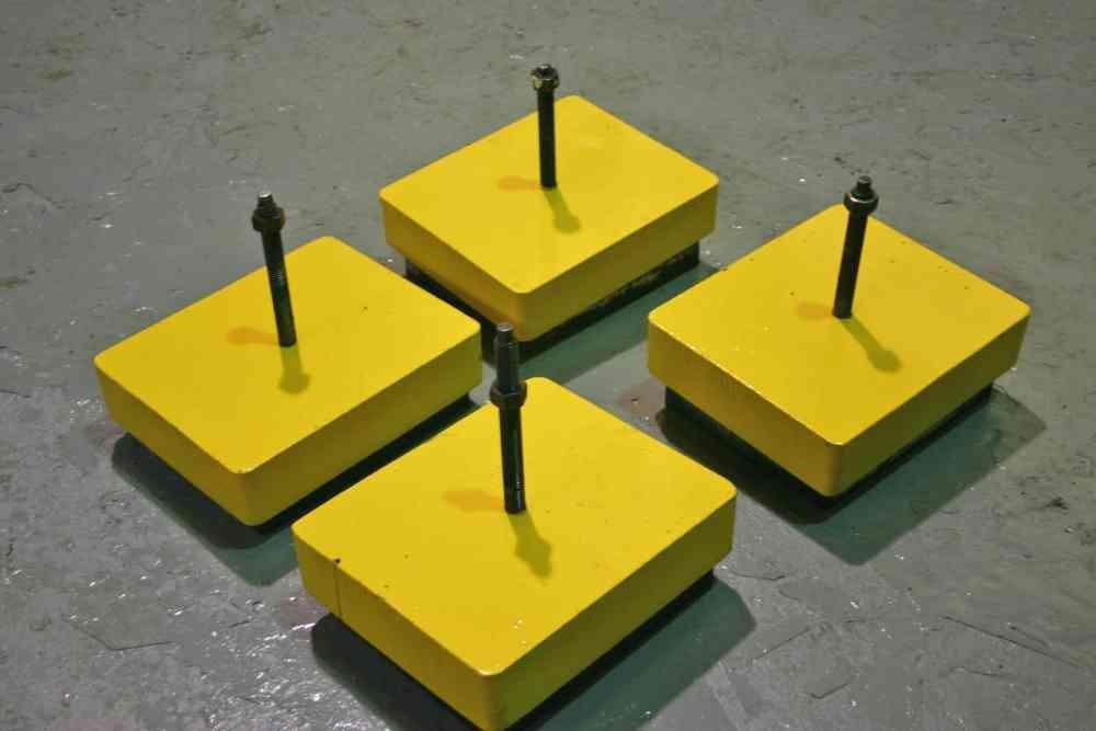 GOLDSPRING Isolation Pads Machine Hub