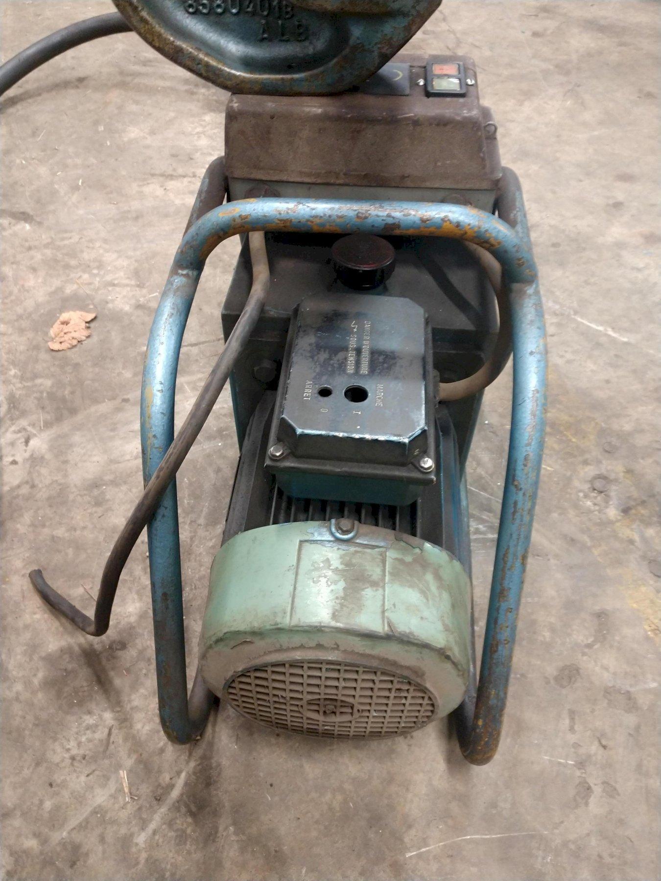 PORTABLE HYDRAULIC PUNCH WITH POWER UNIT STOCK 12521