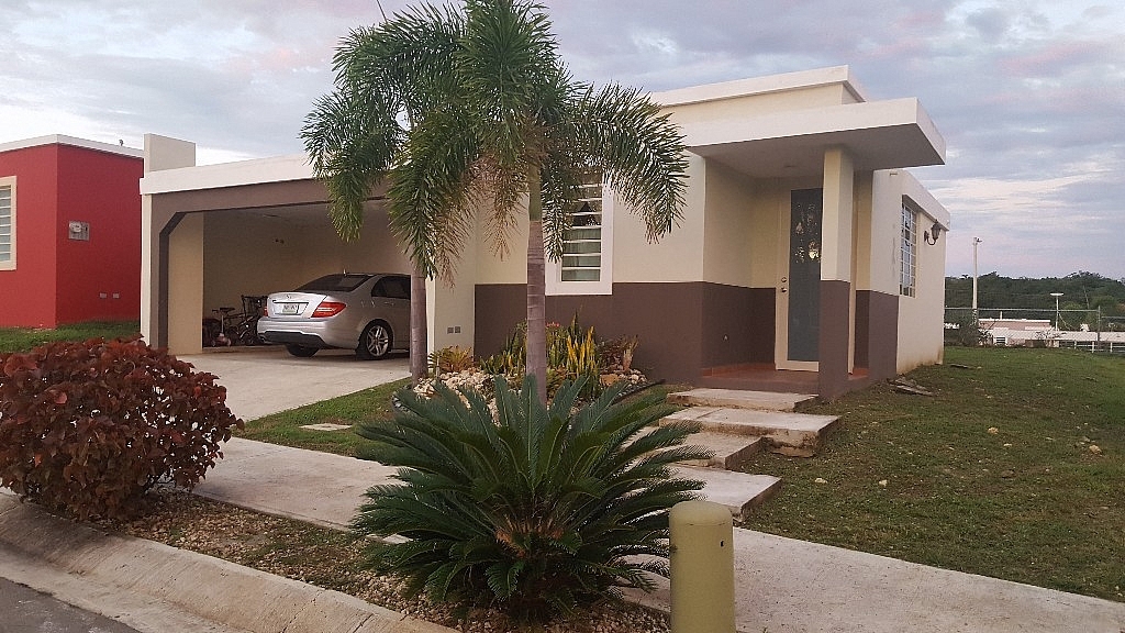 CASA PARA ALQUILAR en VILLAS DEL PRADO, JUANA DIAZ para Rentar/Alquilar en Juana Diaz Bienes