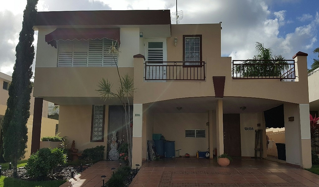 Hermosa Residencia venta por dueño para Compra/Venta en Canovanas