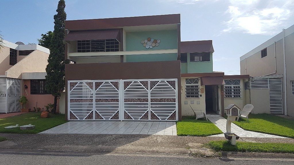 Casa para la venta o alquiler Bienes Raíces > Residencial > Casas