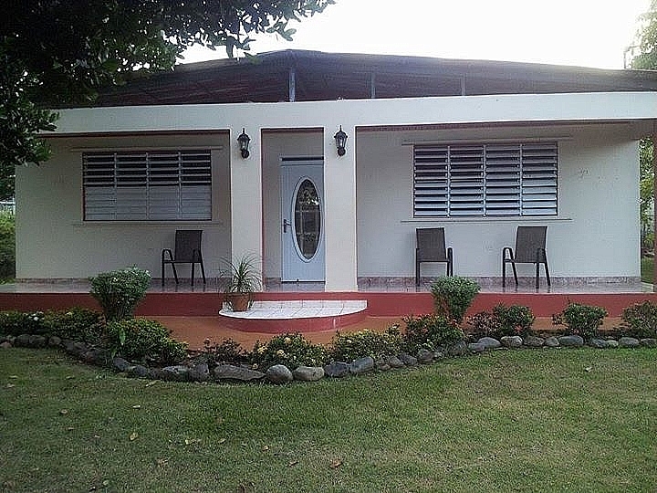 tel( 787)4454655 CARRETERA 129 ARECIBO Bienes Raíces > Residencial > Casas > Casas Puerto