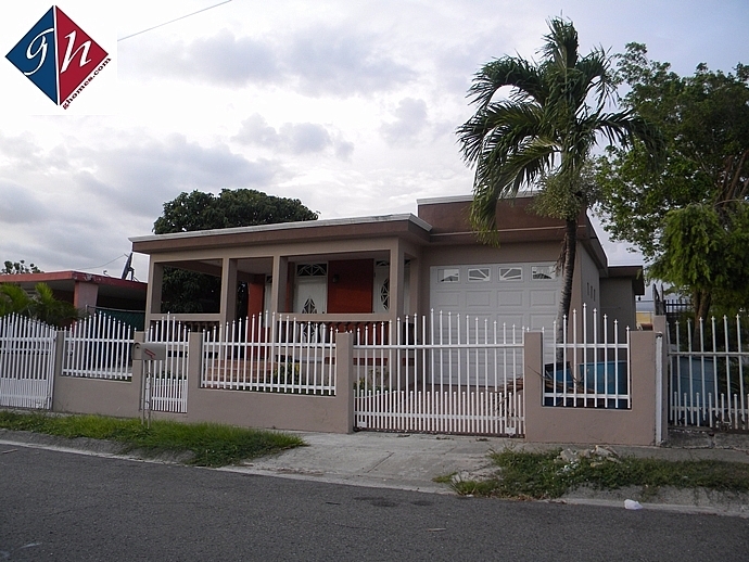 JARDINES DE MONT BLANC, YAUCO Bienes Raíces > Residencial > Casas