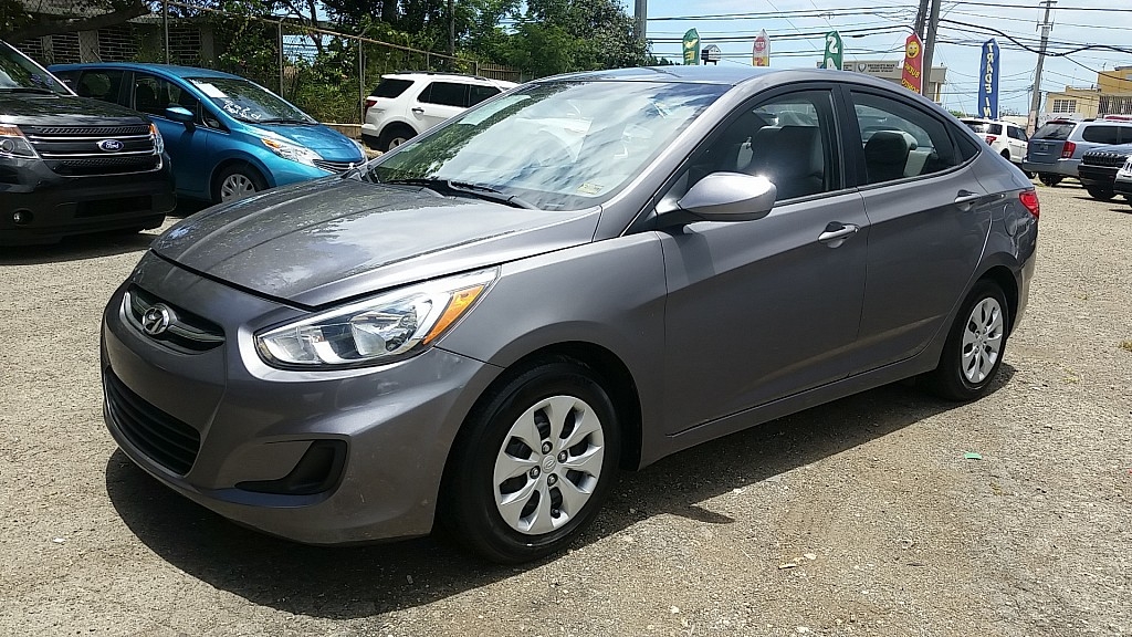 Hyundai Accent GL Gris Oscuro 2015 para Compra/Venta en Hatillo