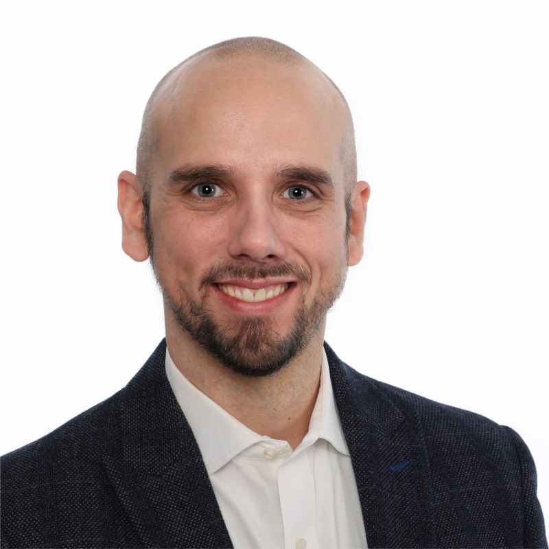 Dave Washburn email address & phone number Toronto Star Sports Editor