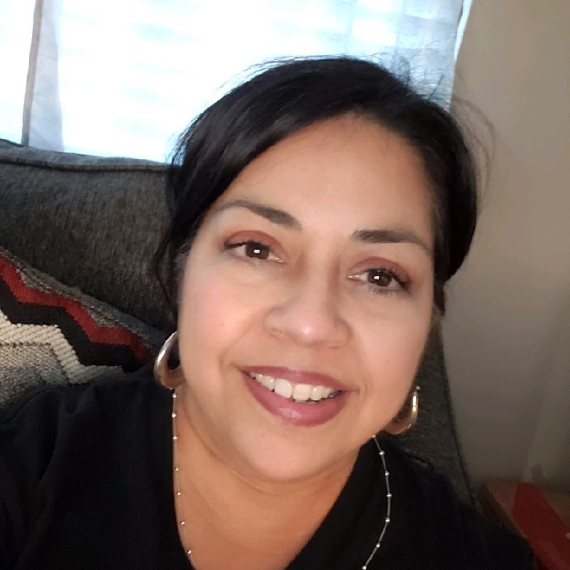 Diana Reyna email address & phone number Hines Benefits Analyst