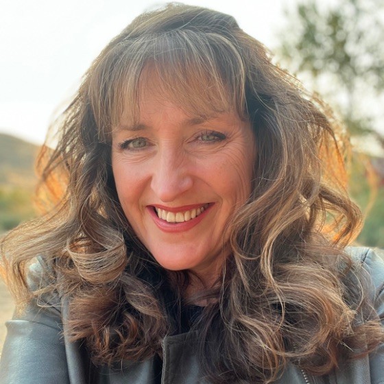 Nicole Johnson email address & phone number Old Republic Title Escrow