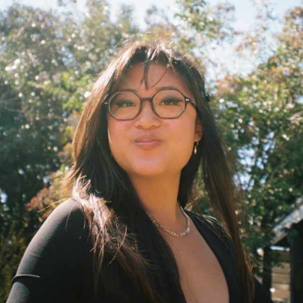 Sarah Yu email address & phone number Alo Yoga Creative Design and Graphic Assistant contact