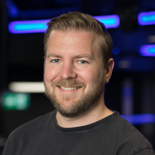 Henry Cartwright email address & phone number Evri Head of