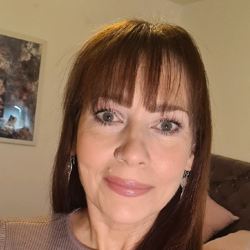 Michelle Upton Email