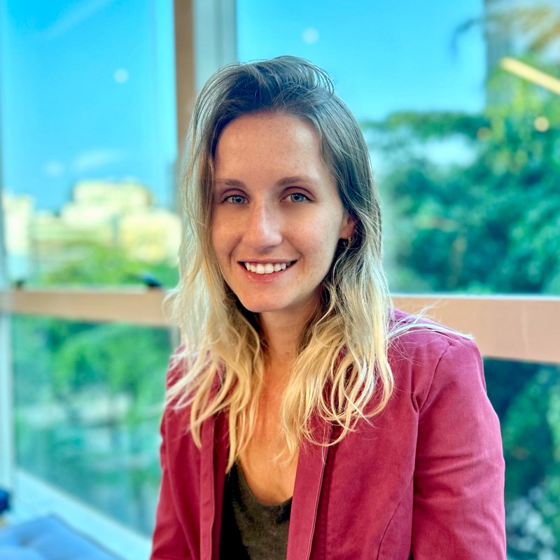 Emília Gobbo email address & phone number ALLOS Coordenadora Cash and