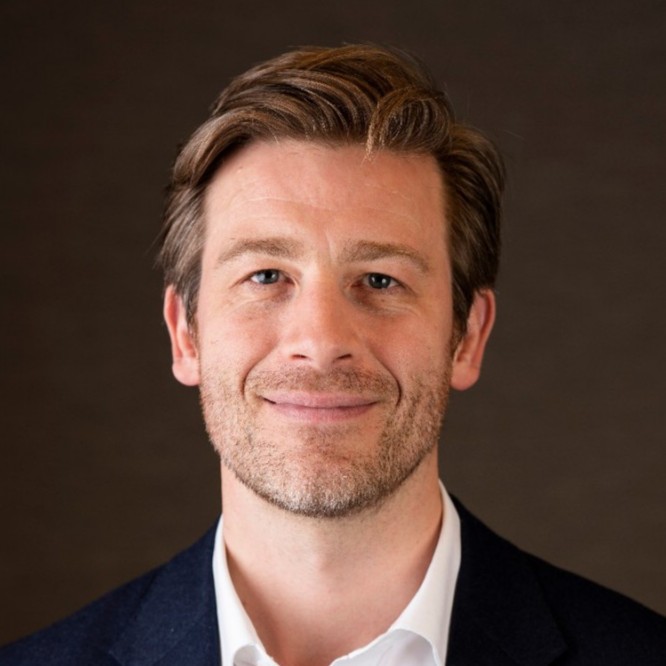 Alex Thompson email address & phone number Thomson Reuters Chief