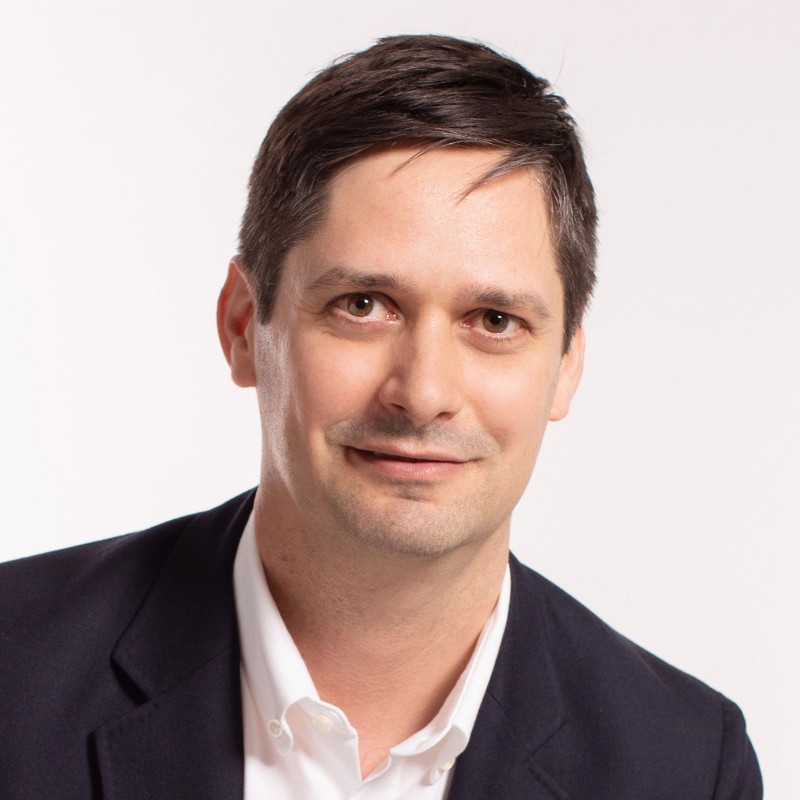 Thor Ochs email address & phone number Vitra Vice President