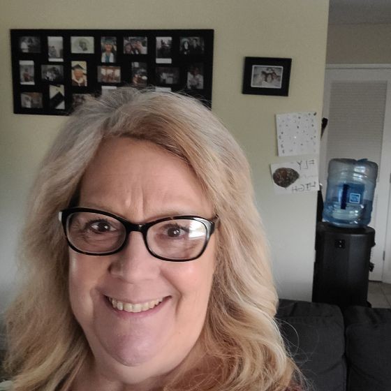 Elizabeth Vargas email address & phone number Avon Avon Rep. contact