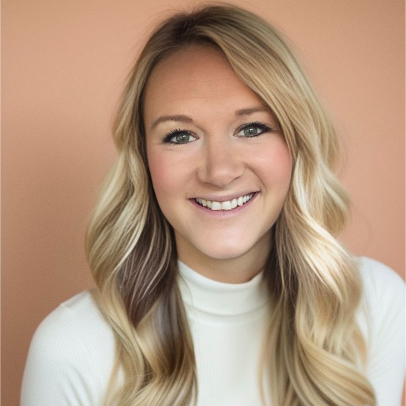 Daria Starck email address & phone number Razzoo's Cajun Cafe