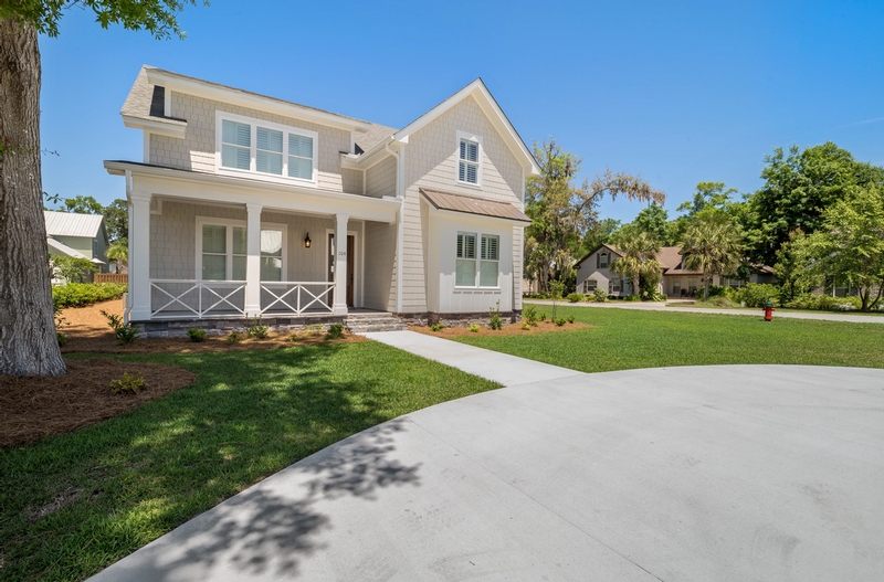 Moxley Homes Home Builders in Coastal