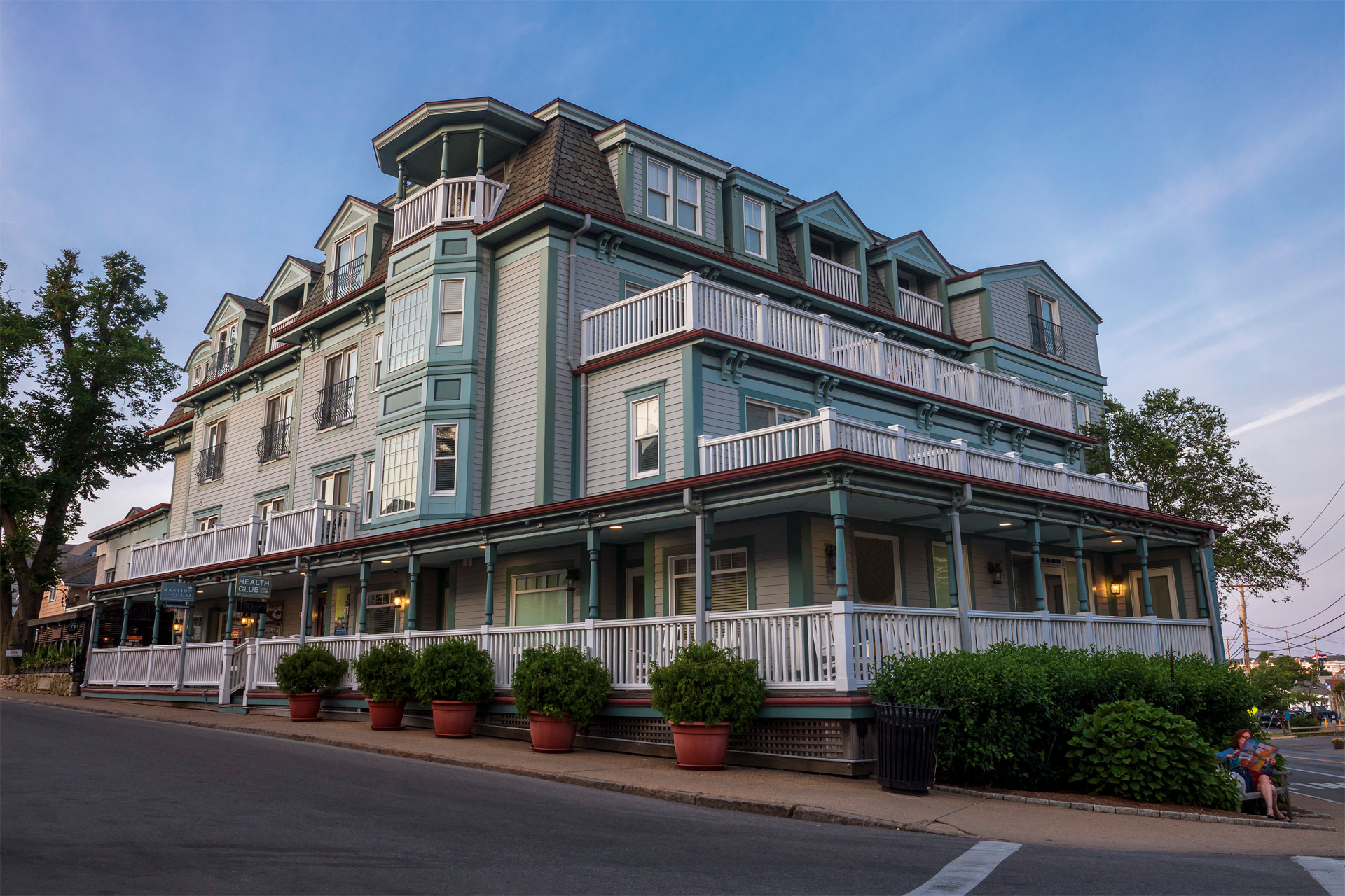 About the Mansion House Inn • Martha's Vineyard Hotel and Spa