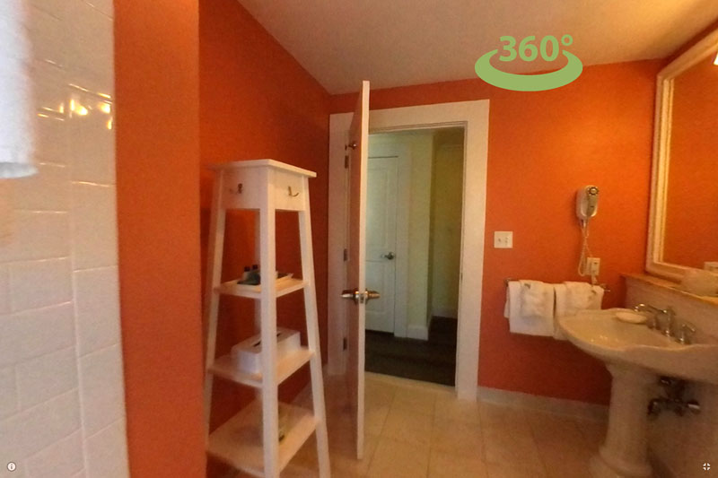 Queen Bath • Martha's Vineyard Hotel and Spa