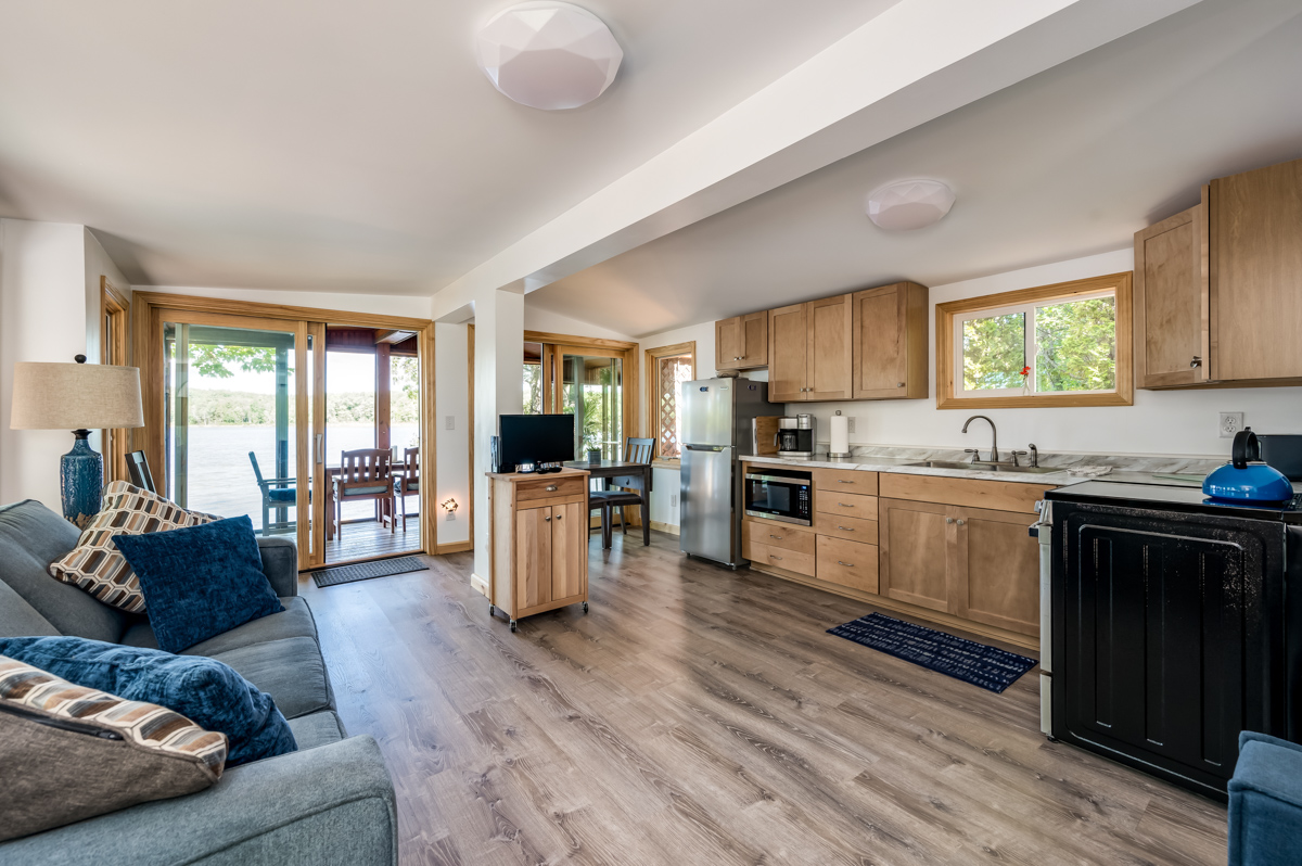 Lake Shell Camp Waterfront 394