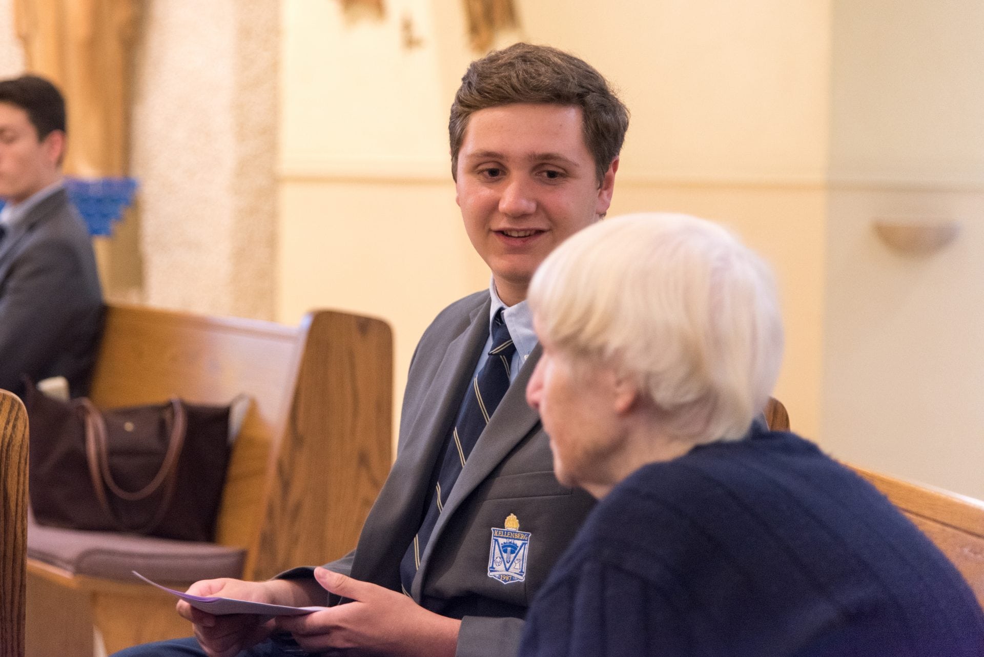Students Provide Day of Prayer at Queen of Peace Residence Kellenberg