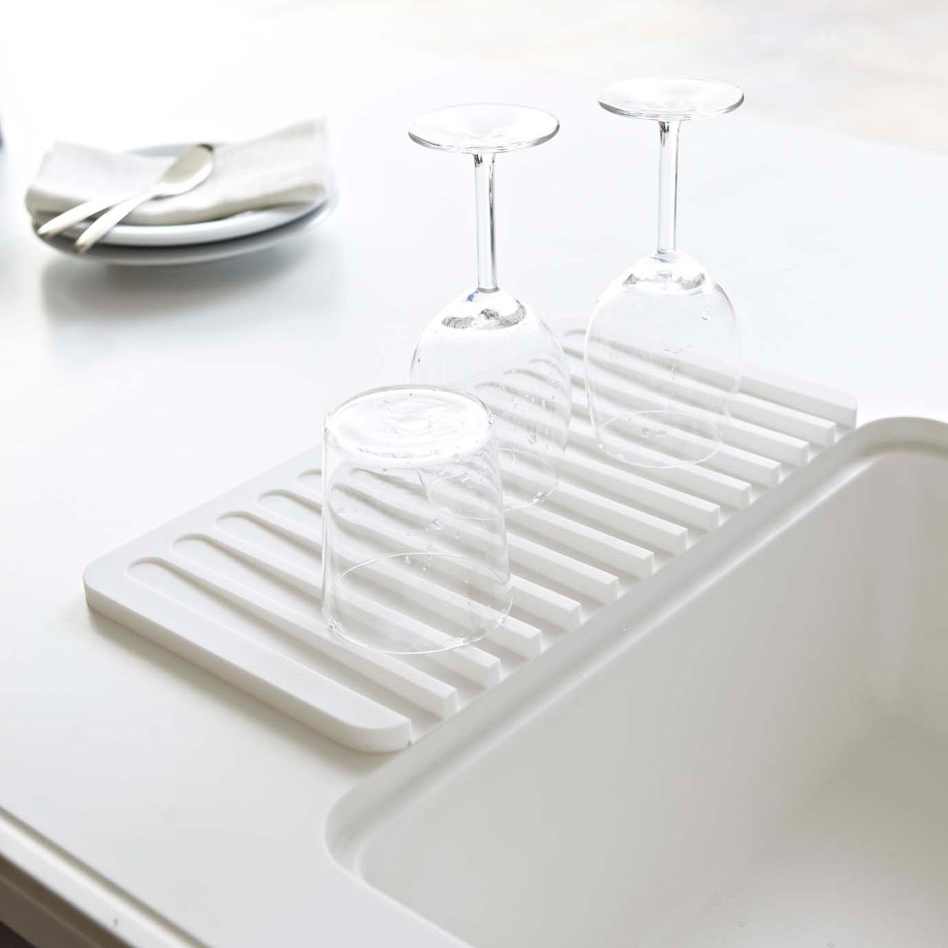 Top 10 WellDesigned Dish Racks for Small Kitchens Apartment Therapy