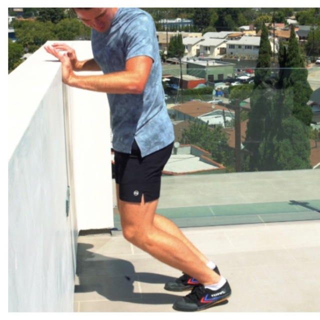 THE KOT (KNEES OVER TOES) CALF RAISE by Armin Krause Exercise Howto