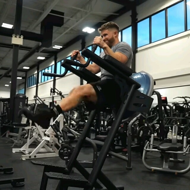 Roman Chair Leg Raise by Martin Guzman Exercise Howto Skimble