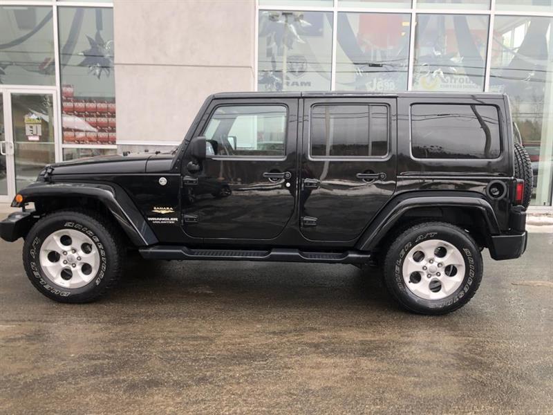 Véhicule Jeep Wrangler 2015 Usagé à vendre à SainteAgathedesMonts, Québec 13418871 Auto123