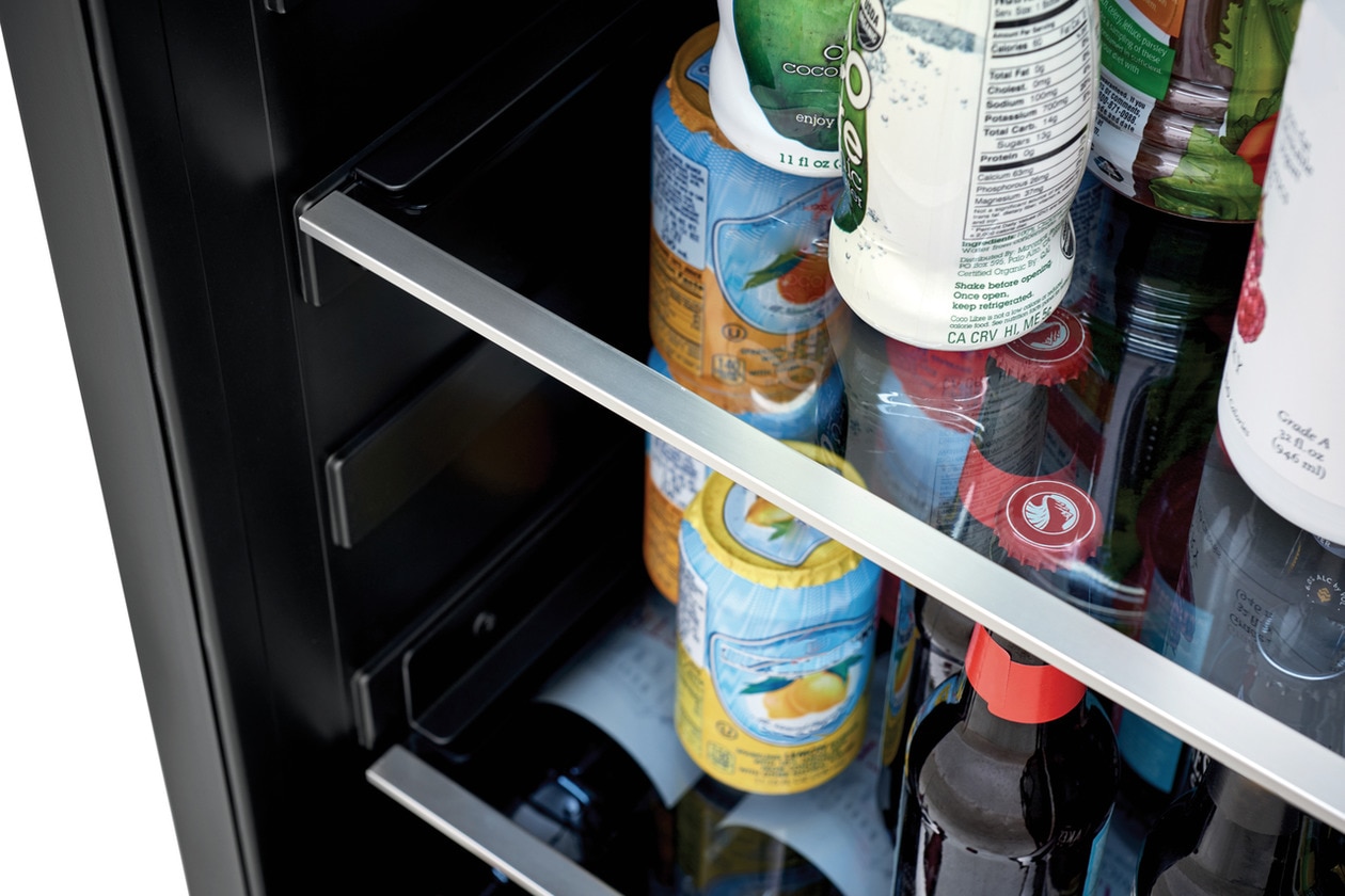 Electrolux EI24BC15VS 5.1 Cu. Ft. UnderCounter Beverage Center