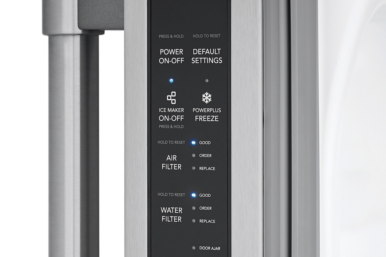 Frigidaire Professional FPSC2278UF 22.0 Cu. Ft. CounterDepth Side