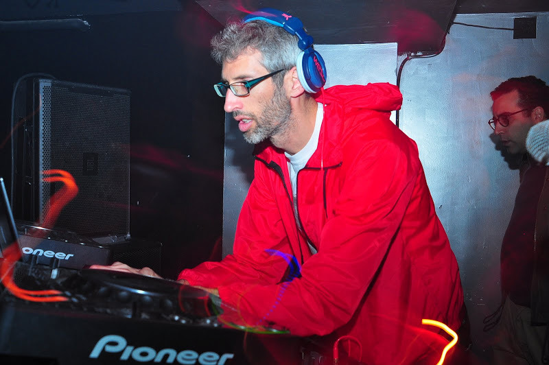 [Stretch Armstrong] First Word Freestyle by Eminem