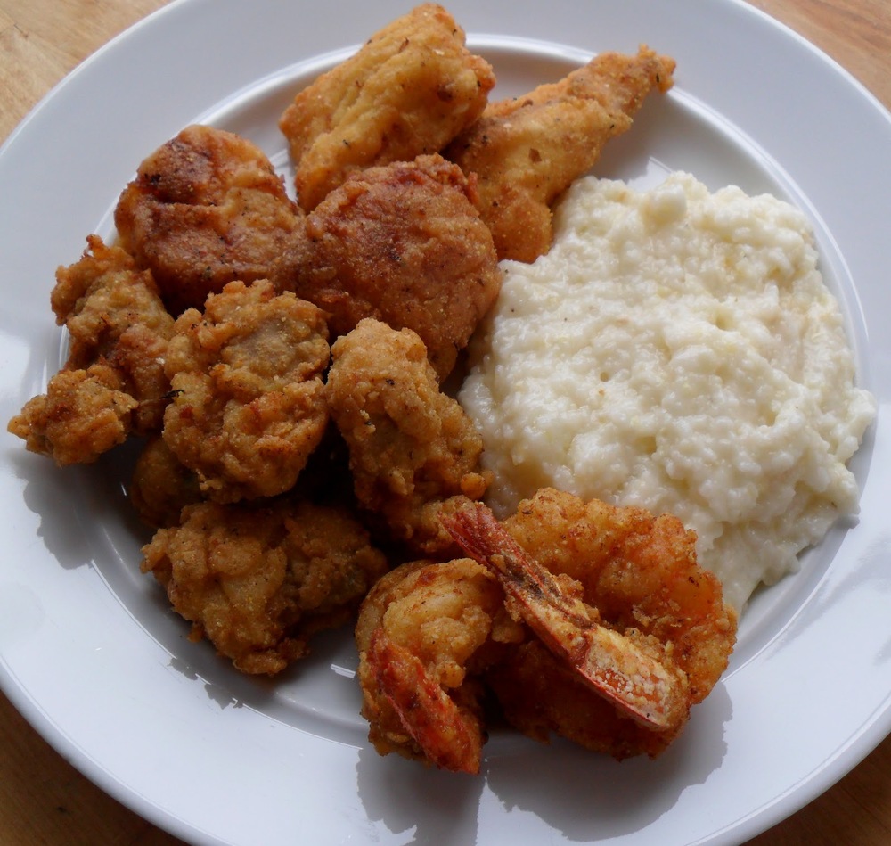 Southern Soul Fish And Grits / Southern Shrimp and Cheesy Grits Recipe (With images / This